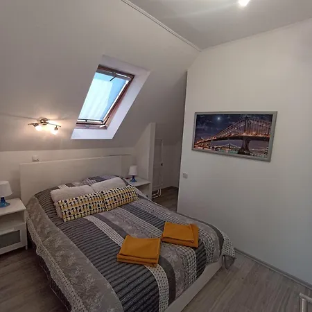 Lejlighed Solid Apartmans