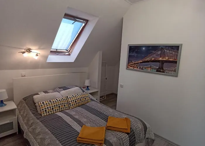 דירה Solid Apartmans